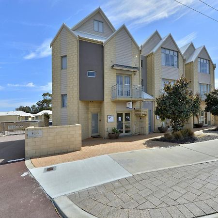 Serenity On The Terrace Aparthotel Mandurah Buitenkant foto