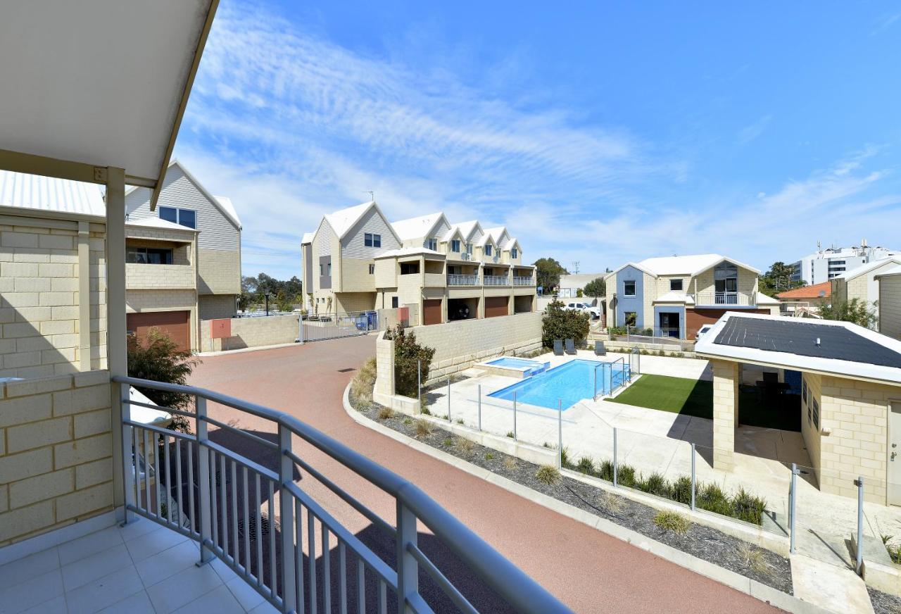 Serenity On The Terrace Aparthotel Mandurah Buitenkant foto